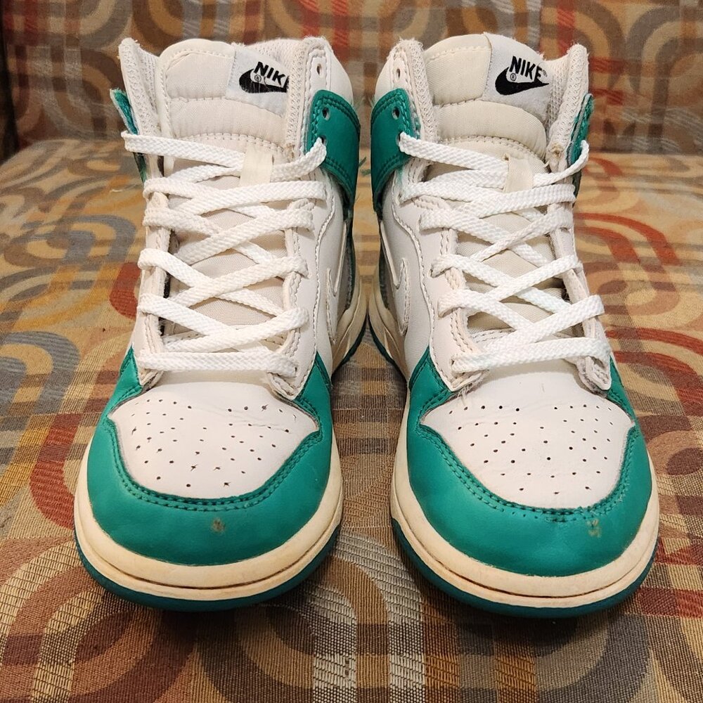 Nike Dunk High Stadium Green and White - 2022 DD2314-002. Size 12.5 C